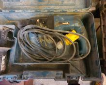 1 x Makita Hr2450 110V Sds Hammer Drill - Ref: CNT166 - CL846 - Location: Oxford OX2This lot is from