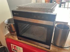 1 x Hendi Profi Line Fruit Dehydrator With Trays