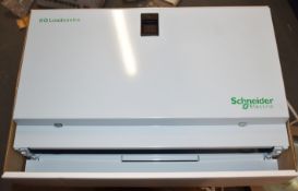 1 x Schneider SE17BES LoadCentre Single Row Din Rail Enclosure - Unused Boxed Stock