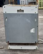 1 x Gaggenau Integrated Dishwasher - Ref: REN249 - CL999 - Location: Altrincham WA14 Approximate
