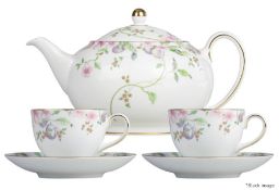 1 x WEDGWOOD 'Sweet Plum' 5-Piece Fine Bone China Teaset With A Gold Trim - Original Price £342.00