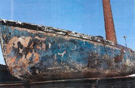 10 Foot Fibreglass Boat - Requires Repairs - Ref: 66 - CL464 - Location: Liverpool L19
