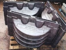 Melba Swintex Plastic Mesh & Block Feet - Ref: 55 - CL464 - Location: Liverpool L19