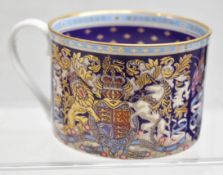 1 x ROYAL COLLECTION TRUST Longest Reigning Monarch Fine Bone China Teacup, Hand finished with