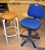 3 x Office Swivel Chairs and Stools - Ref: AC427 GFITL - CL646 - Location: Manchester, M12