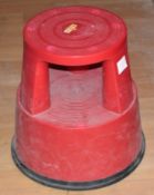 1 x Pavo Mobile Rolling Safety Kick Step Platform Stool