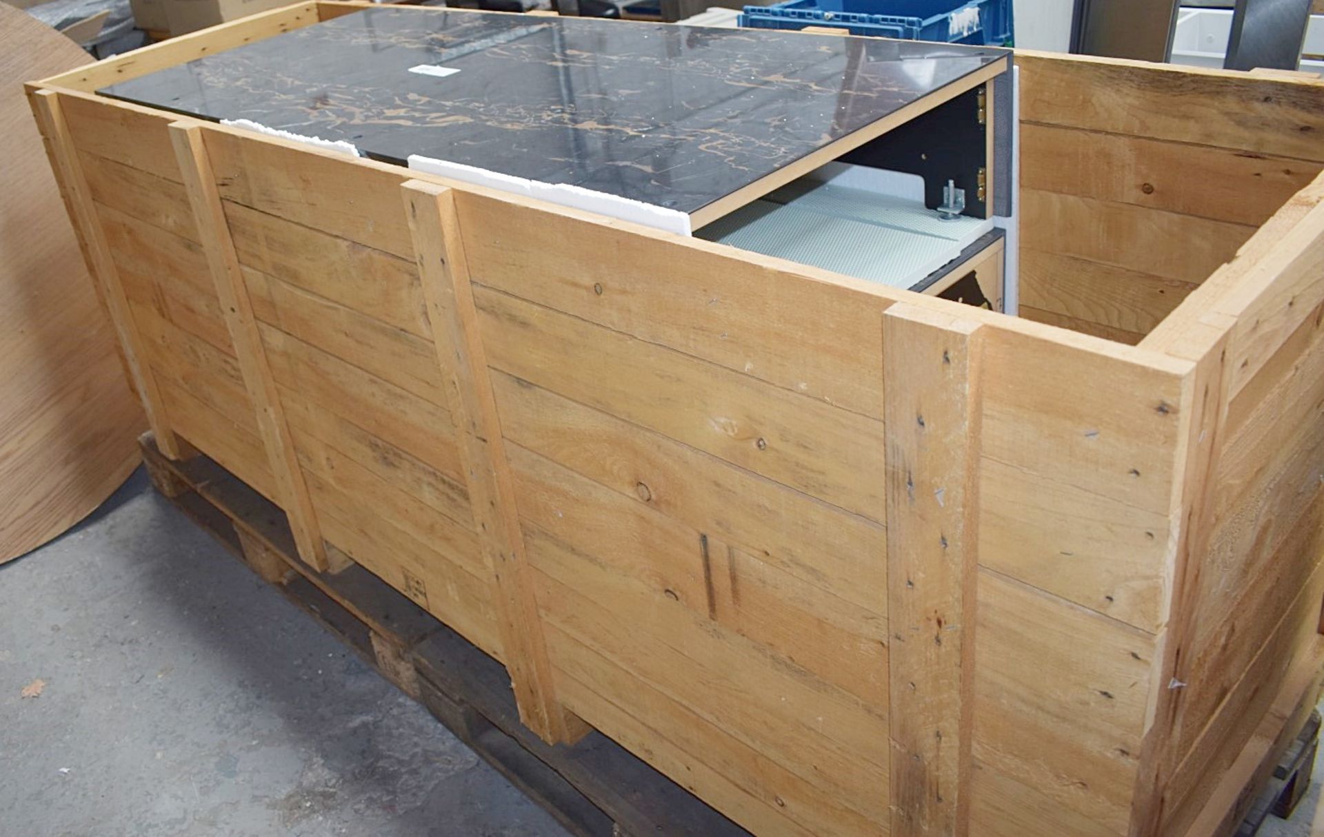 1 x Bespoke 4-Metre Wide Retail Luxury Goods Shelving Display Installation, With 3-tiers of LED - Image 16 of 18