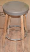 1 x CARL HANSEN & SON / HANS J WEGNAR Bar Stool - Pre-owned In Good Condition - Ref: G055 G/IT -