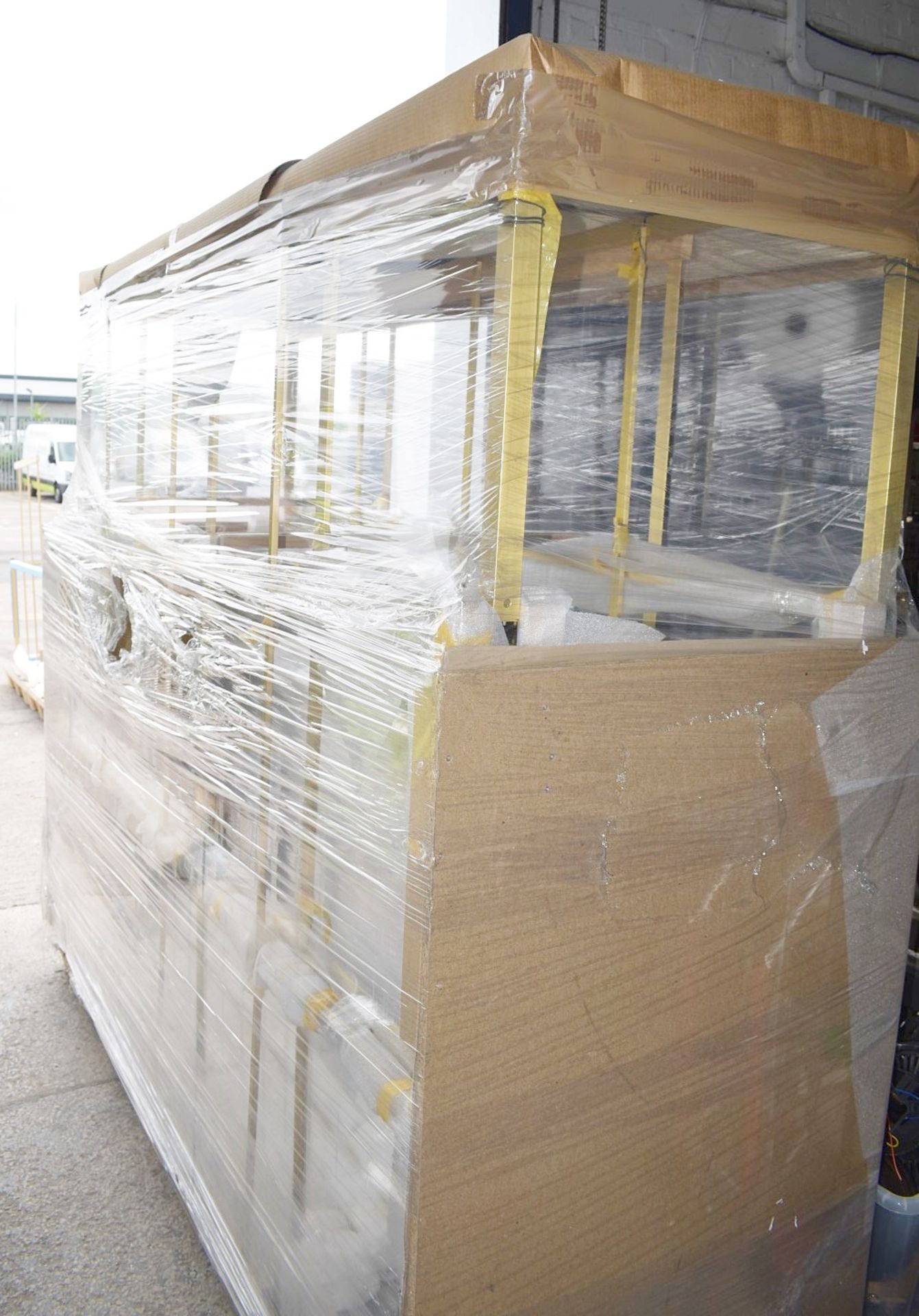 1 x Bespoke 4-Metre Wide Retail Luxury Goods Shelving Display Installation, With 3-tiers of LED - Image 8 of 18