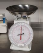 1 x Set of GenWare Professional Weighing Scales