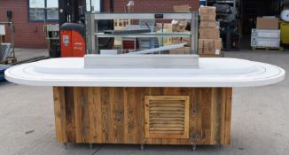 1 x Self-Service Buffet Island Featuring a Hygenic Worktop With Tray Runner, Central Refrigerated