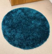 1 x Circular Hand-made Shaggy Pile Rug In Lagoon Blue, ⌀133cm