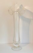 1 x LALIQUE Designer 40cm Heavy Glass Vase With Lily Head Design - Ref: GRG032 / WH2 / BOX-