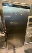 1 x Mondial Elite Single Door 580Ltr Upright Commercial Freezer With a Stainless Steel Exterior