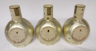 3 x Bottles of Mozart White Chocolate Vanilla Cream Liqueur - Retail Price £45 - Ref: WAS391/CR7- CL