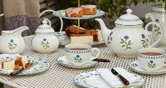 1 x HALCYON DAYS X NINA-CAMPBELL 'Marguerite' Fine Bone China Tea Set - Original Price £515.00