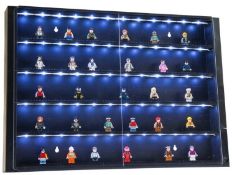 1 x Lego Minifigurine Wall Mounted Display Case with LED Lights and Five Levels - New and Boxed -