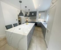 1 x SIEMATIC Bespoke Shaker-style Fitted Kitchen, Utility Room, Appliances & Modern Quartz Surfaces