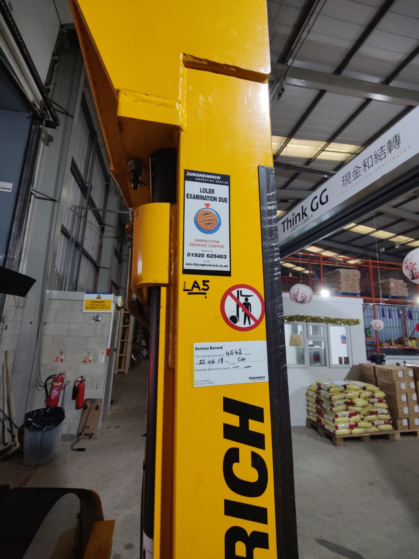 1 x Jungheinrich Electric Forklift Reach Truck - 1 Ton Capacity - 5900mm Lift Height - Image 33 of 36