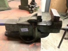 1 x Heavy Duty Bench Vice