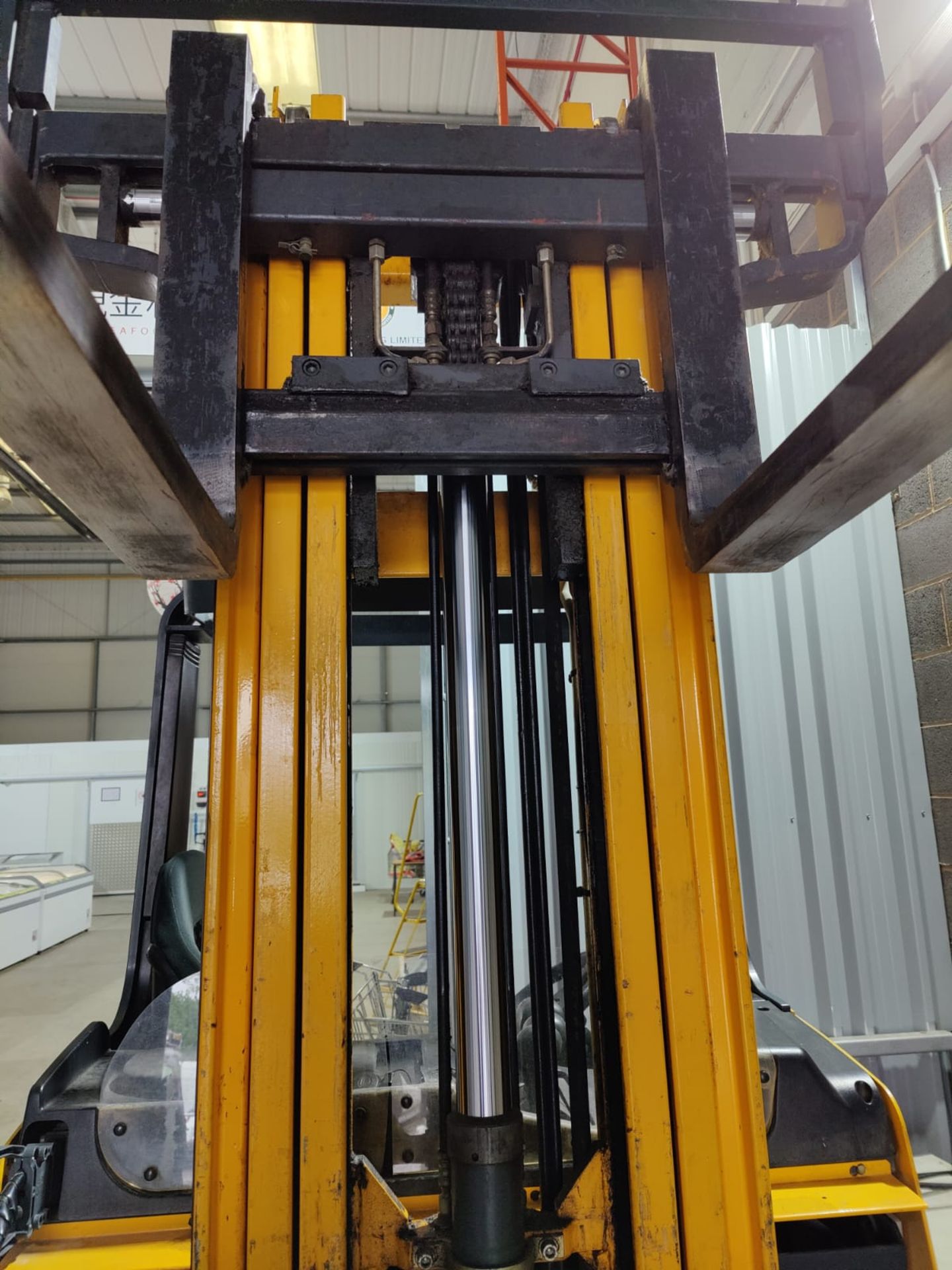 1 x Jungheinrich Electric Forklift Reach Truck - 1 Ton Capacity - 5900mm Lift Height - Image 9 of 36