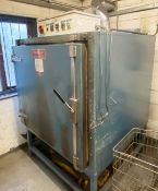 1 x Hedinair Industrial Multi Shelf Oven - Dimensions: 170 x 110 x 110 cms