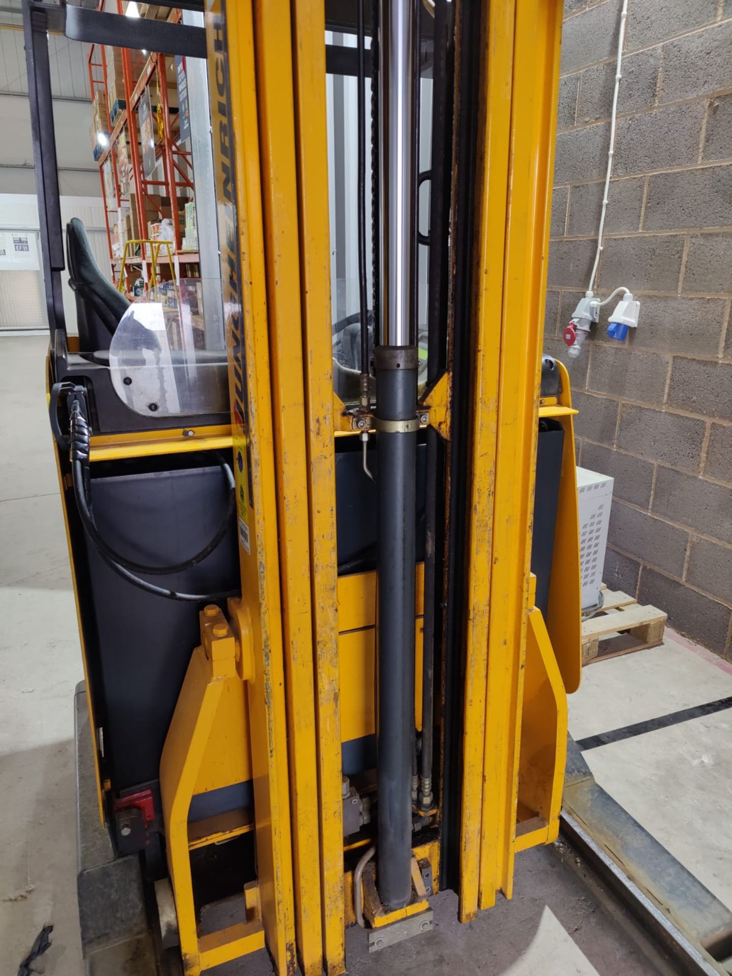 1 x Jungheinrich Electric Forklift Reach Truck - 1 Ton Capacity - 5900mm Lift Height - Image 18 of 36