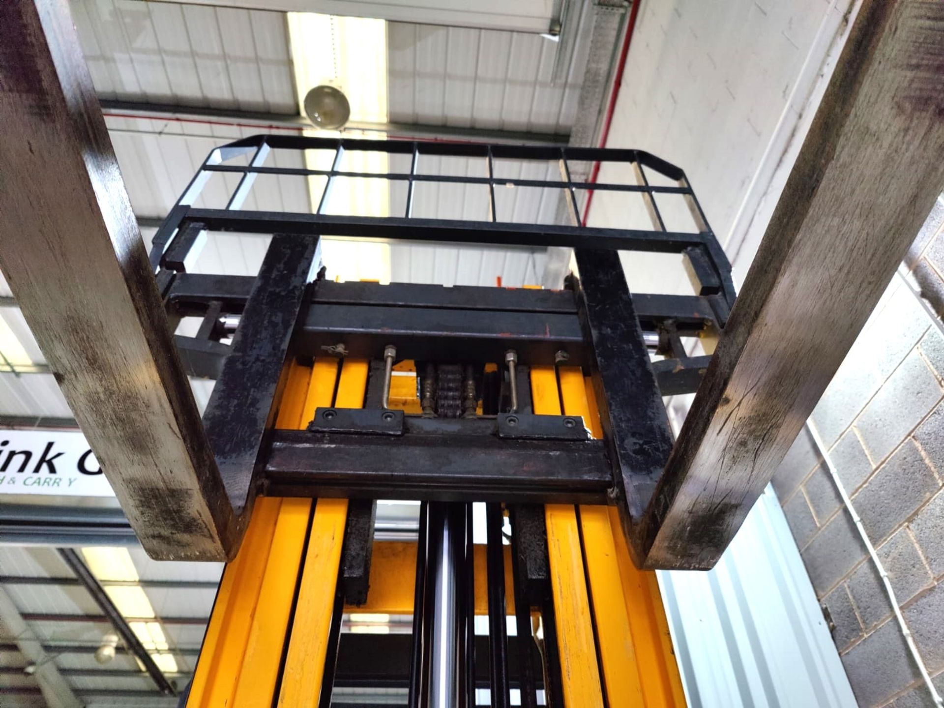 1 x Jungheinrich Electric Forklift Reach Truck - 1 Ton Capacity - 5900mm Lift Height - Image 28 of 36