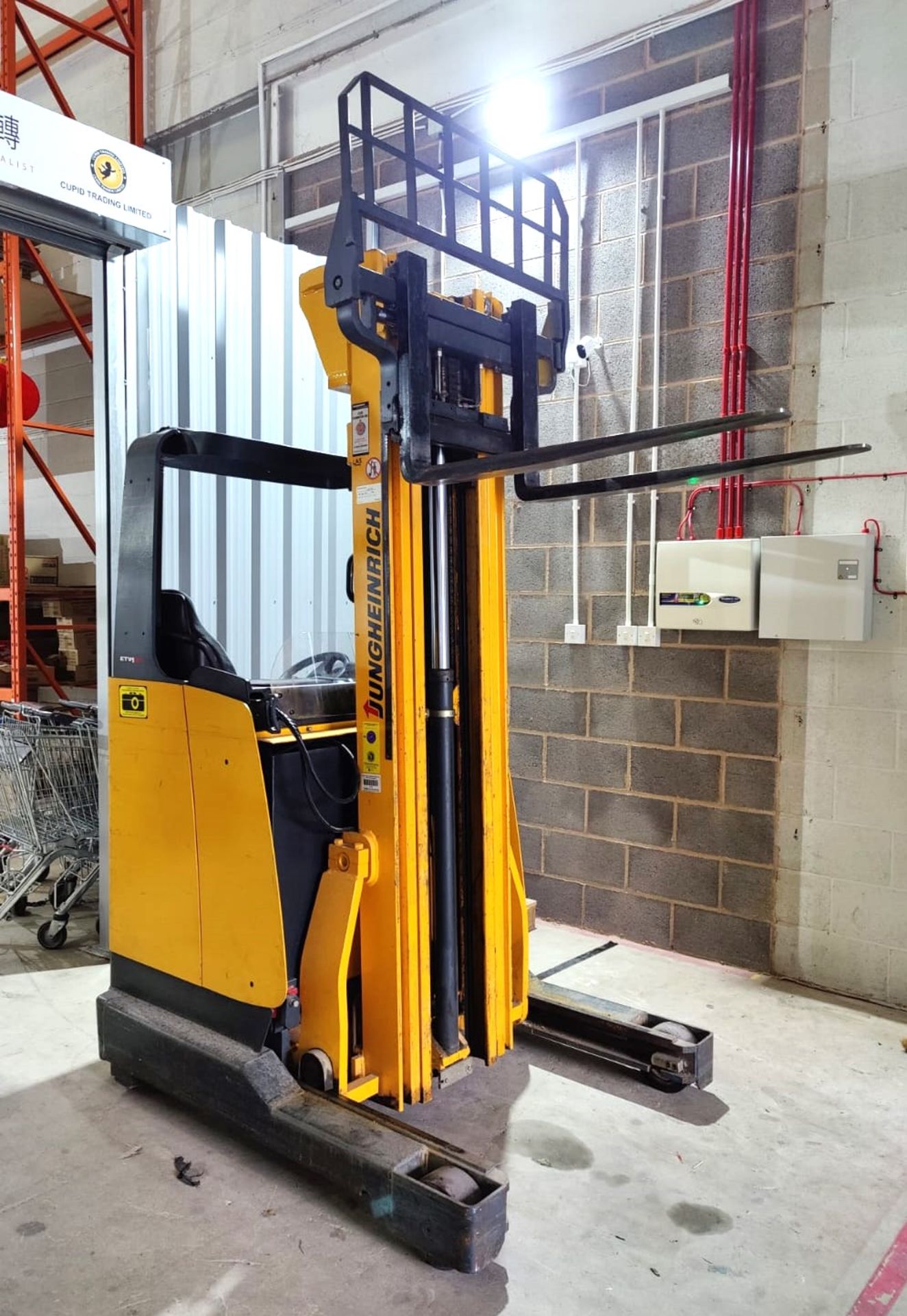 1 x Jungheinrich Electric Forklift Reach Truck - 1 Ton Capacity - 5900mm Lift Height