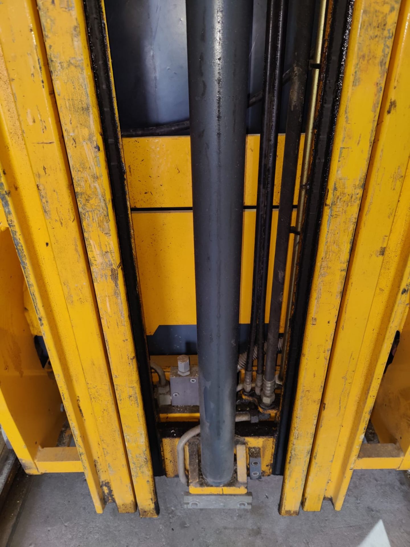 1 x Jungheinrich Electric Forklift Reach Truck - 1 Ton Capacity - 5900mm Lift Height - Image 27 of 36