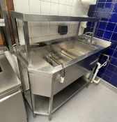1 x Stainless Steel Baine Marie With Overhead Shelf and Hand Wash Basin - Ref: PAV133