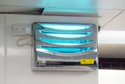 1 x Rentokill Fly Zapper With Chrome Finish