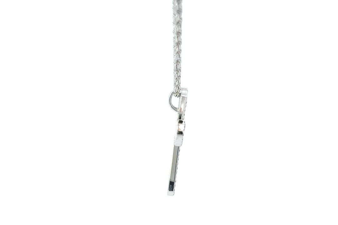 RRP-£6800.00 18K WHITE GOLD PENDENT SET WITH ONE HUNDRED AND NINETEEN ROUND BRILLIANT & BAGUETTE CUT - Image 4 of 4