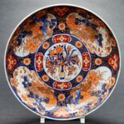 Prachtvoller Imari Teller, Japan, wohl Anfang 20. Jahrhundert