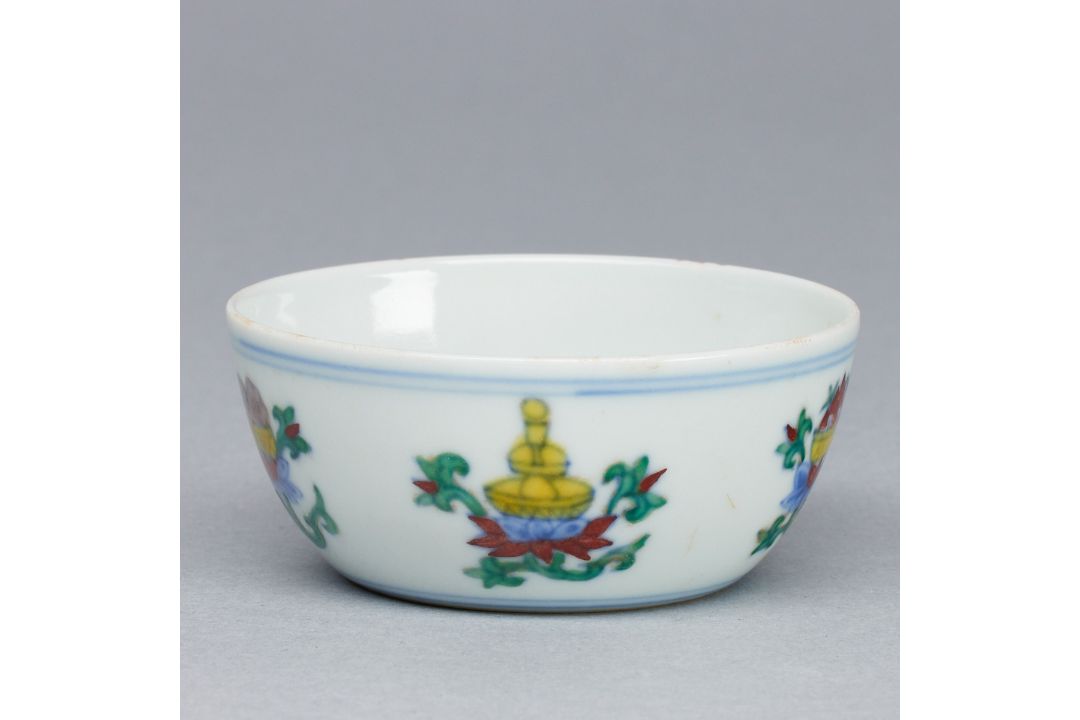 Schälchen mit floralem Dekor, China, Qing Dynastie. - Bild 3 aus 4