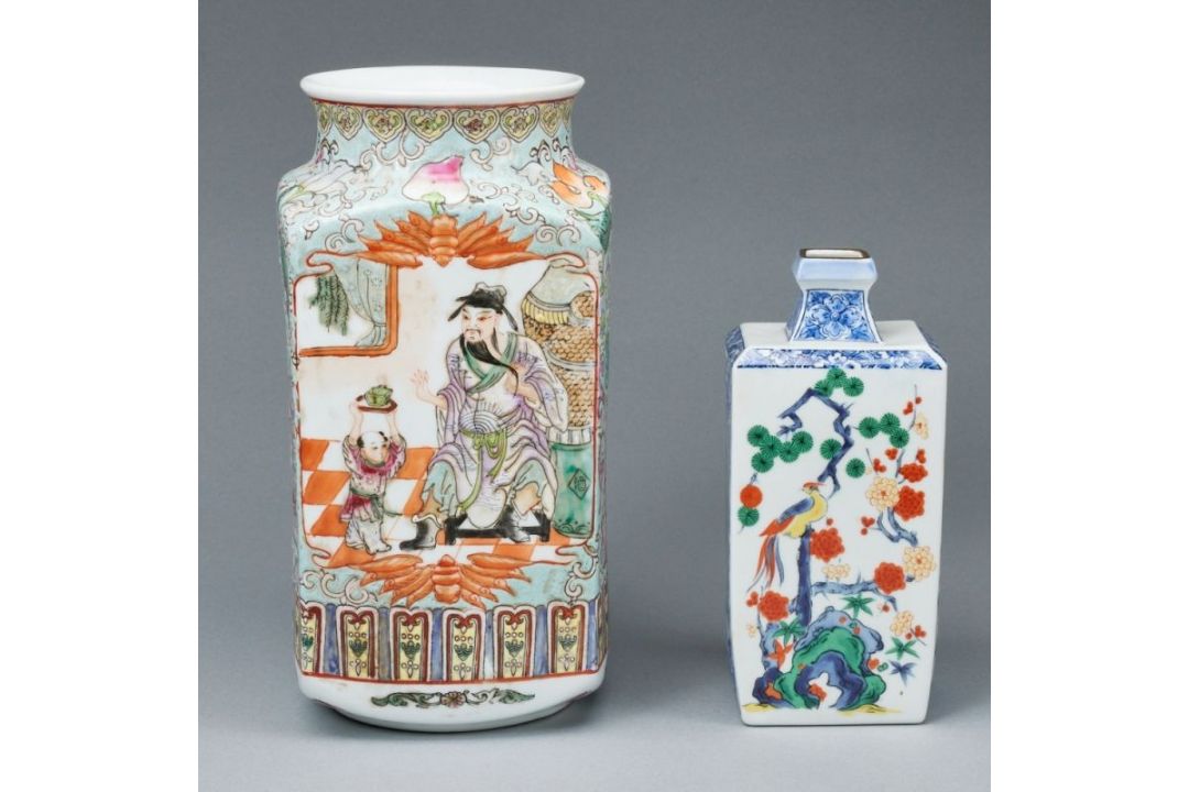 Zwei Chinesische Vasen - Bild 2 aus 4
