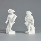 2 Monatsfiguren: Sternzeichen November / Schütze und Dezember / Steinbock. KPM Berlin 1962-1992.