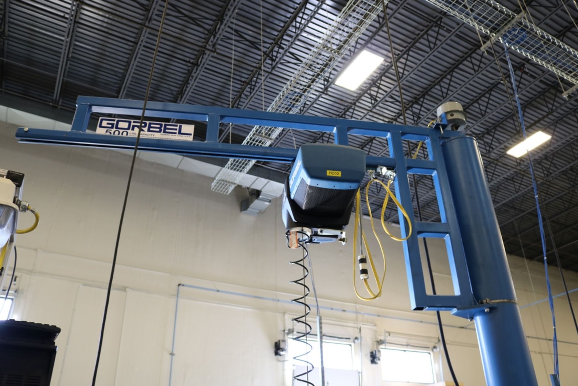 Gorbel 500 lb Capacity Electric Lift Set Up For Battery Lifting Swivel Base w/ Battery Lift - Image 8 of 9