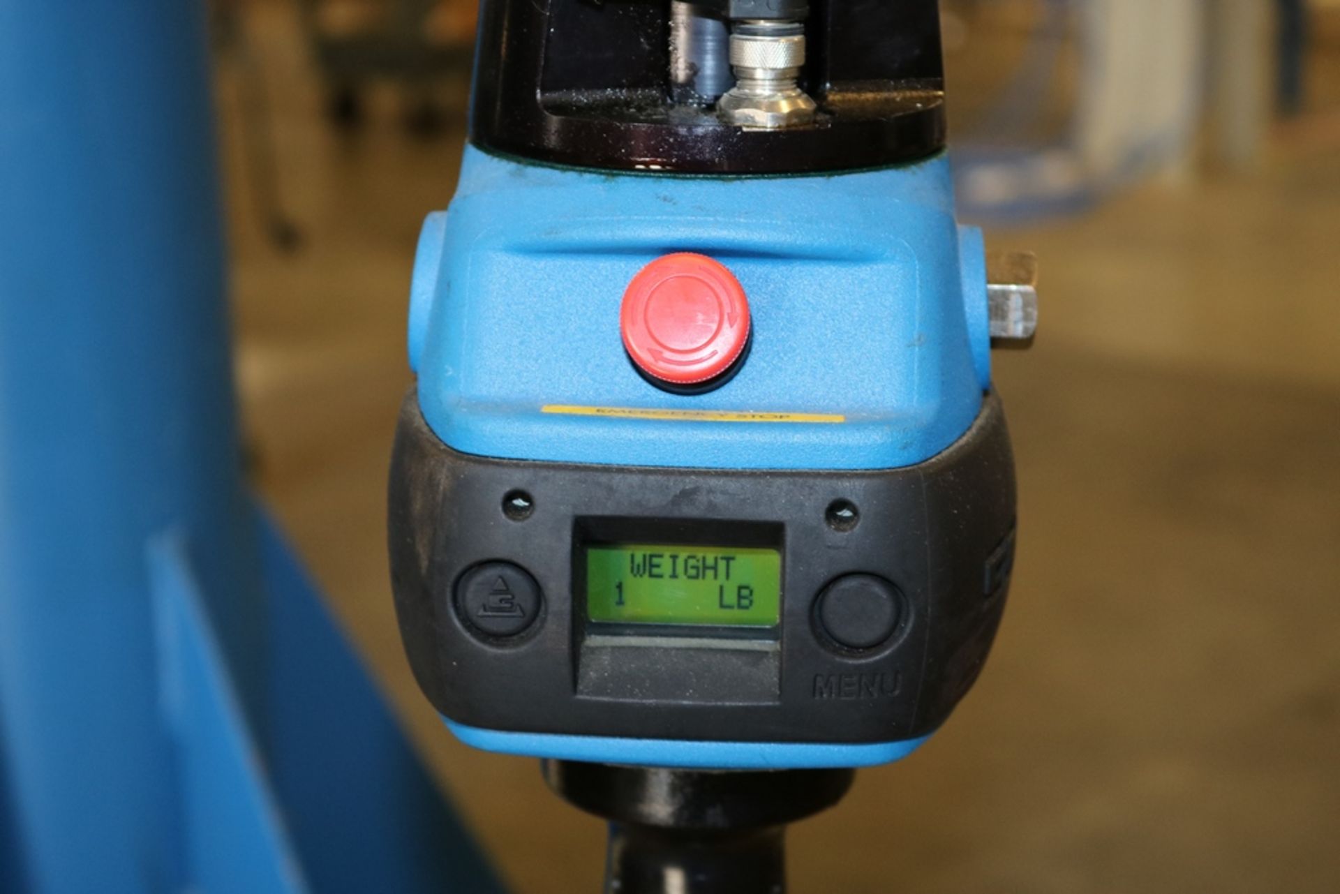 Gorbel 500 lb Capacity Electric Lift Set Up For Battery Lifting Swivel Base w/ Battery Lift - Image 5 of 9
