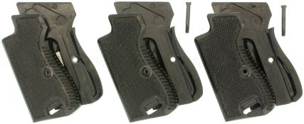 Konvolut von 3 Paar Griffschalen zur Pistole SIG P 210