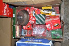 Mixed box containing Powertrain brake pads, Lucas brake pads, wheel cylinders etc
