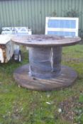 Large cable drum, height 104cm, width 180cm