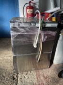 Amika 45 XL Glass washer