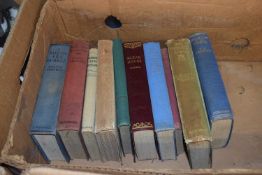 Mixed lot of twelve small format literature books (564B)
