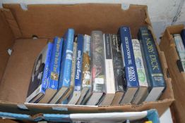 Mixed box of fifteen literature books