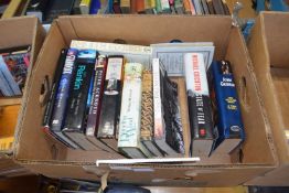 Mixed lot of twelve modern fiction books (534B)