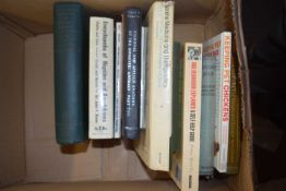 Small box of animal interest, 11 titles including dog behavioural books, canine medicine and