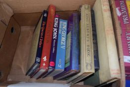 Ten mainly large format royalty related books (584A)