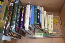 Fifteen gardening related books (281)