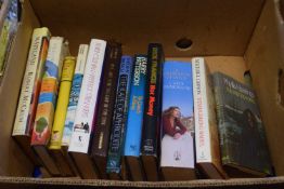 Mixed lot of twelve modern first editions (528B)